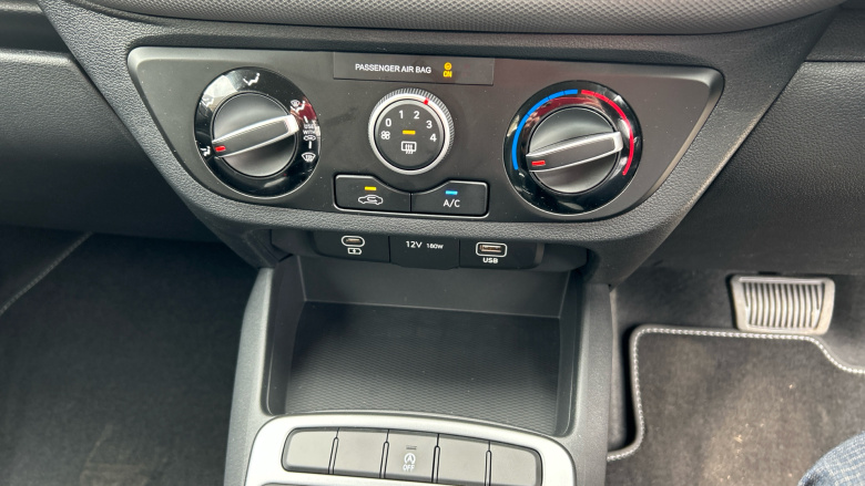 Hyundai i10 1.0 [63] Advance 5dr Auto [Nav] Petrol Hatchback